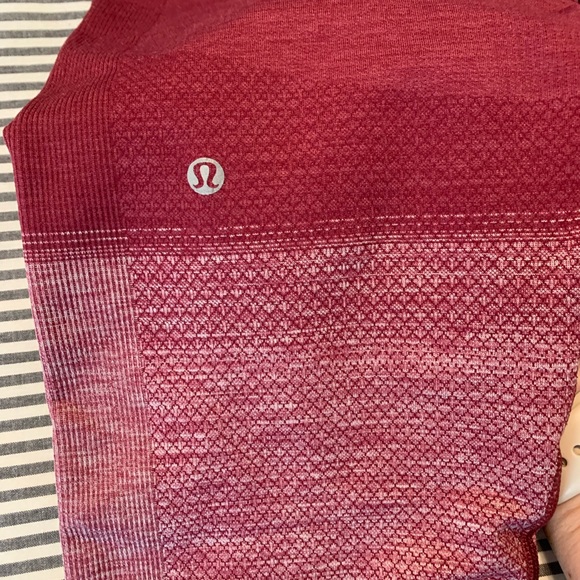 Lululemon Seamlessly Street Crop - Picture 4 of 6